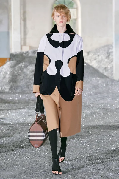 Look 23